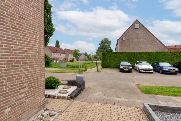 Medium property photo - Vogelenzang 63, 4261 ZD Wijk en Aalburg